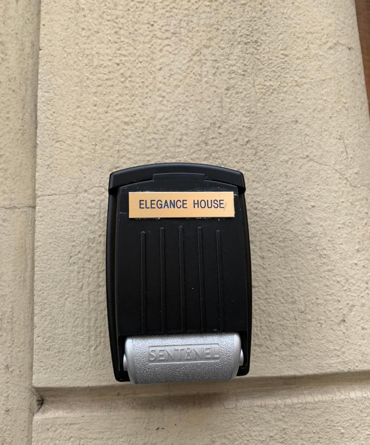 شقة Elegance House لا سبيتسْيا المظهر الخارجي الصورة